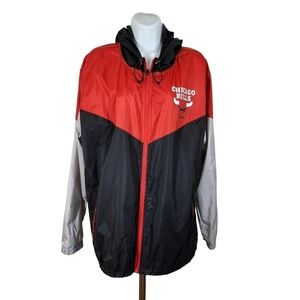 NBA CHICAGO BULLS FULL ZIPPERED HOODED WINDBREAKER